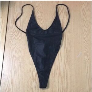 Sexy Minimale Animale 1Pc Snake Print Thong Swimsuit Size Small